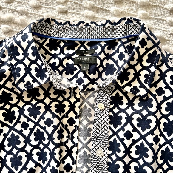 Talbots Non-Iron Medallion Print Button Down Shirt Navy/White 12P - Picture 6 of 10